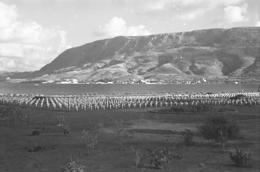 souda_semetery_maxi (17)