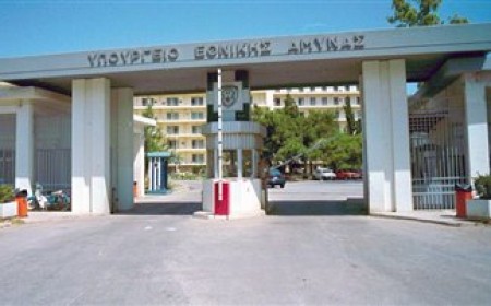 στο-σφυρί-ακίνητα-του-στρατού-9127