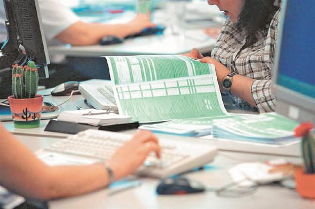 Αλλάζει η ημερομηνία για τη δήλωση φορολογίας εισοδήματος – Πότε θα πρέπει να κατατεθεί