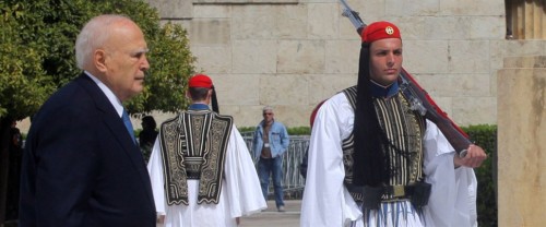 αυστηρό-μήνυμα-παπούλια-σε-βερολίνο-43071