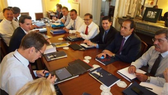 νέα-τηλεδιάσκεψη-με-την-τρόικα-μετά-το-167636