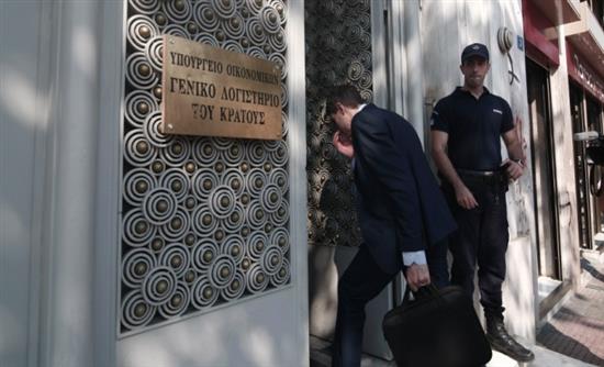 στο-γενικό-λογιστήριο-τα-τεχνικά-κλιμ-272053