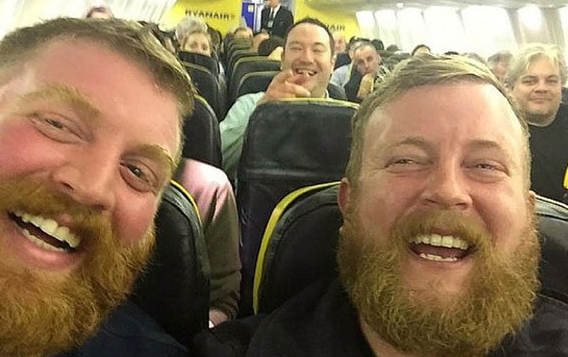 απίστευτο-επιβάτης-αεροπλάνου-βρήκε-299852