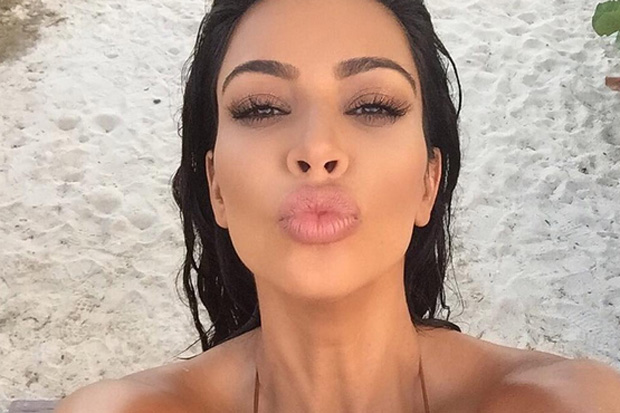 η-kim-kardashian-όπως-την-γέννησε-η-μάνα-της-photos-341482