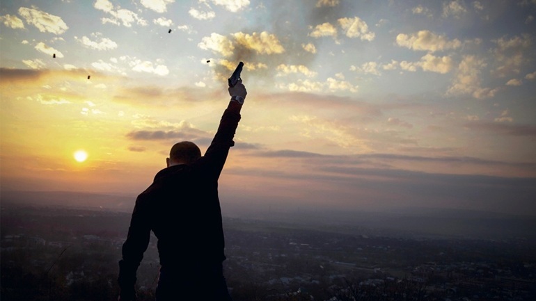 κρήτη-οι-μπαλωθιές-σε-γλέντια-στα-σπίτ-387597