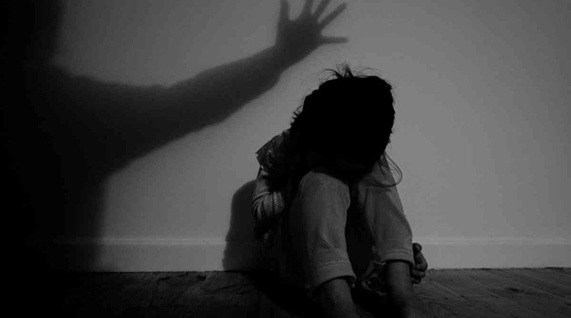 συνέλαβαν-παιδόφιλο-με-τα-παντελόνια-380141