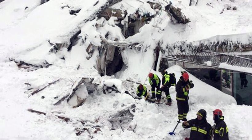 θαύμα-ανασύρθηκαν-ζωντανοί-και-οι-οκτ-487666
