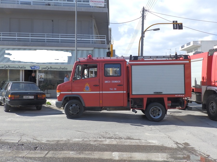 χανιά-φωτιά-σε-μεζεδοπωλείο-επί-της-οδ-498816