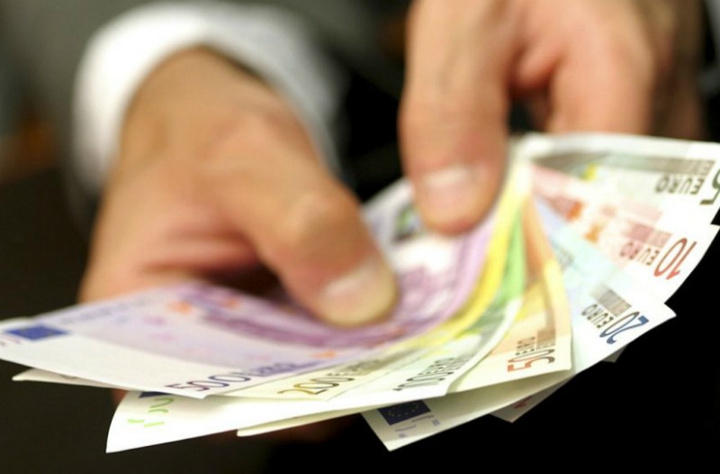 έφάπαξ-βοήθημα-1000e-σε-ανέργους-πρώην-εργ-572773