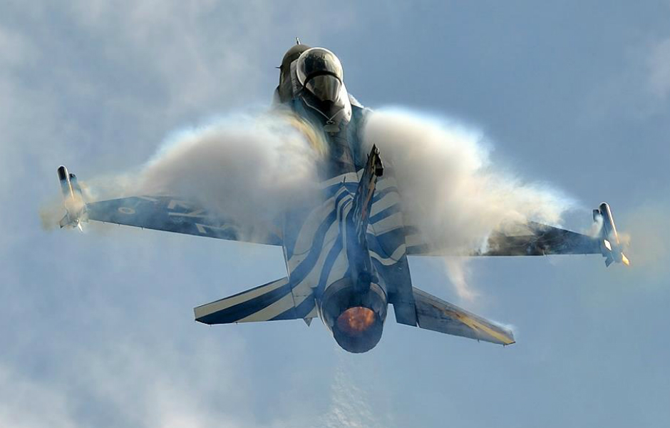 χαμηλές-πτήσεις-f-16-σήμερα-πάνω-από-το-λι-604640