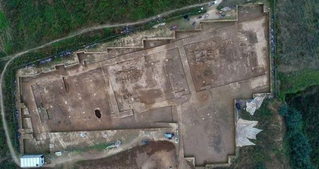 ανακαλύφθηκε-αρχαίο-ωδείο-2-200-χρόνων-στ-644207