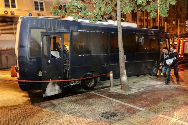 εικόνες-από-την-επίθεση-στην-ομόνοια-μ-753857