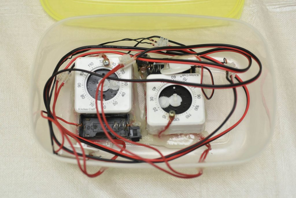 εκβίαζε-την-κουμπάρα-της-και-της-έστει-805796