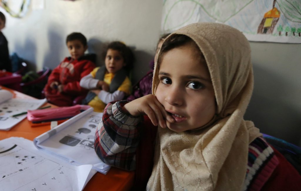 του-επιτέθηκαν-επειδή-έκανε-μάθημα-σε-806437