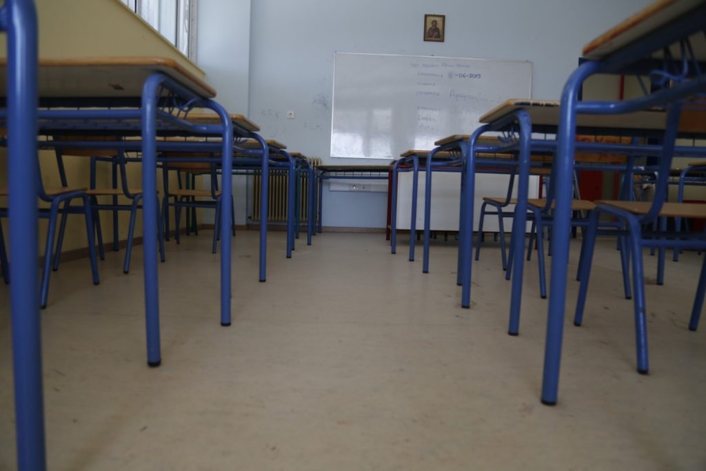 κρήτη-κατέστρεψαν-σχολείο-στολίδι-λί-827605