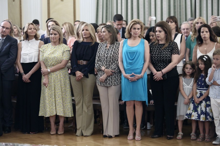 ήταν-όλοι-τους-εκεί-οι-συγγενείς-που-πα-890176