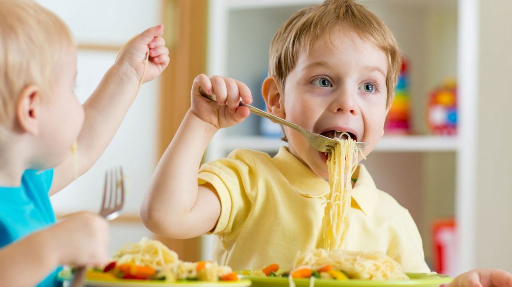 πως-τα-πλαστικά-επηρεάζουν-το-βάρος-τ-908876