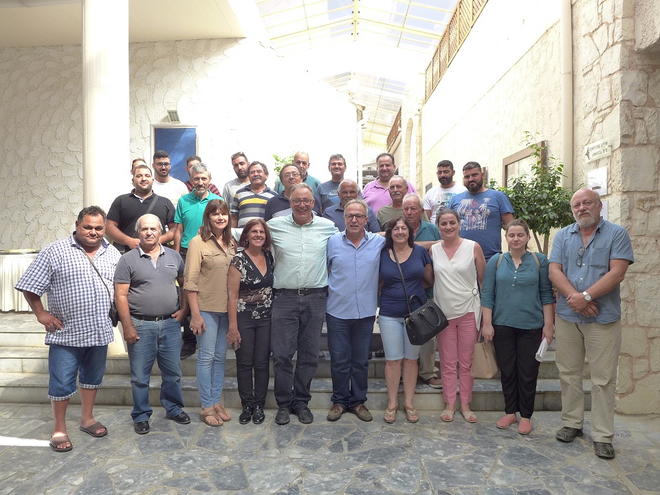 χανιά-πέφτει-η-αυλαία-εκπαιδευτικού-σ-932161