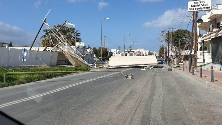 κρήτη-σήκωσε-ολόκληρο-στέγαστρο-ο-993280