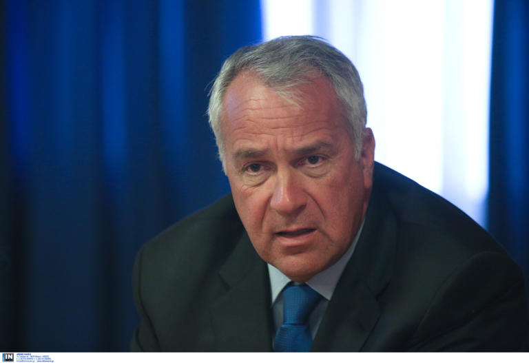 οπαδοί-διέκοψαν-την-συνάντηση-βορίδη-991682