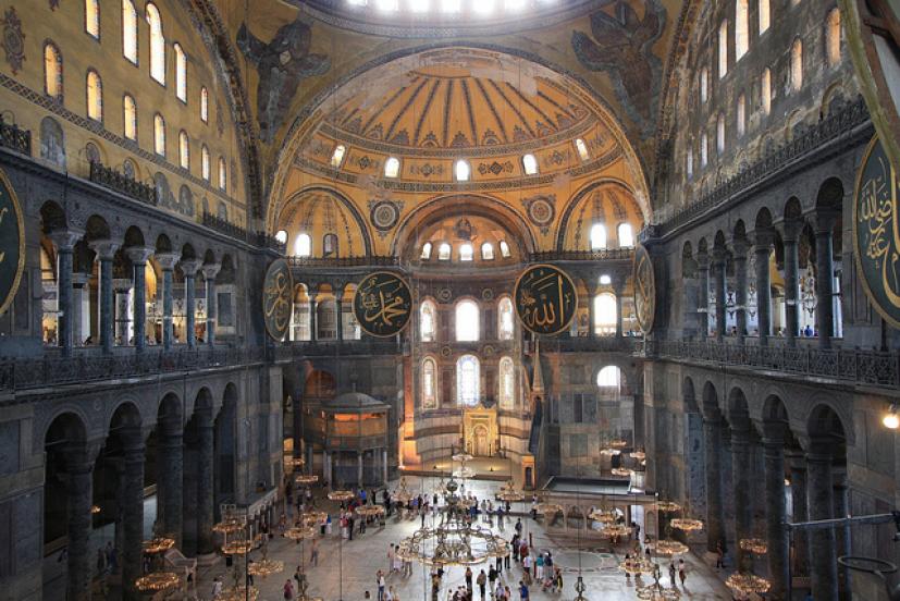 με-ξύλινα-παραβάν-θα-καλύψουν-οι-τούρκ-1073305