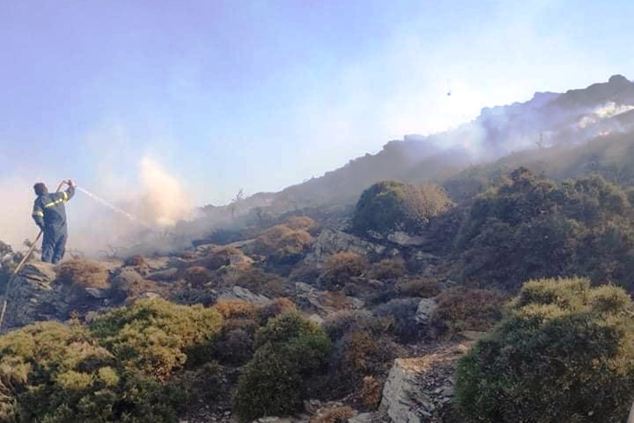 χανιά-σε-ύφεση-η-πυρκαγιά-στο-σέλινο-1089516