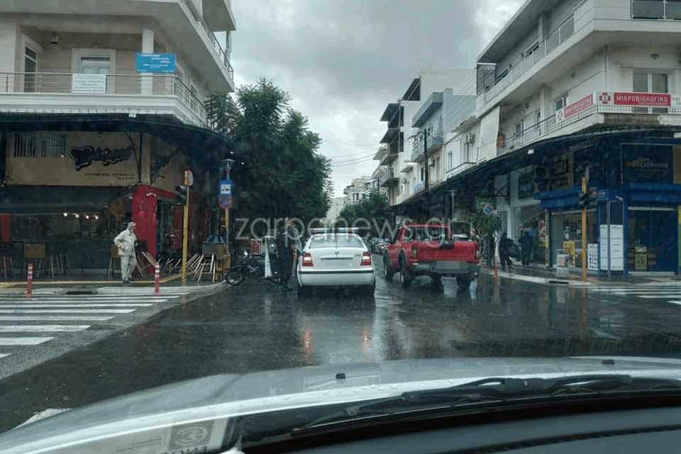 χανιά-πρωινό-μάζεμα-πινακίδων-από-τη-1122832