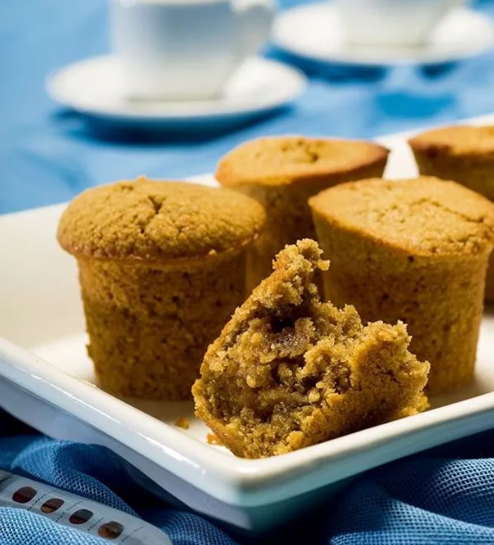 muffins-με-άρωμα-καφέ-γεμιστά-με-καραμέλες-2294622