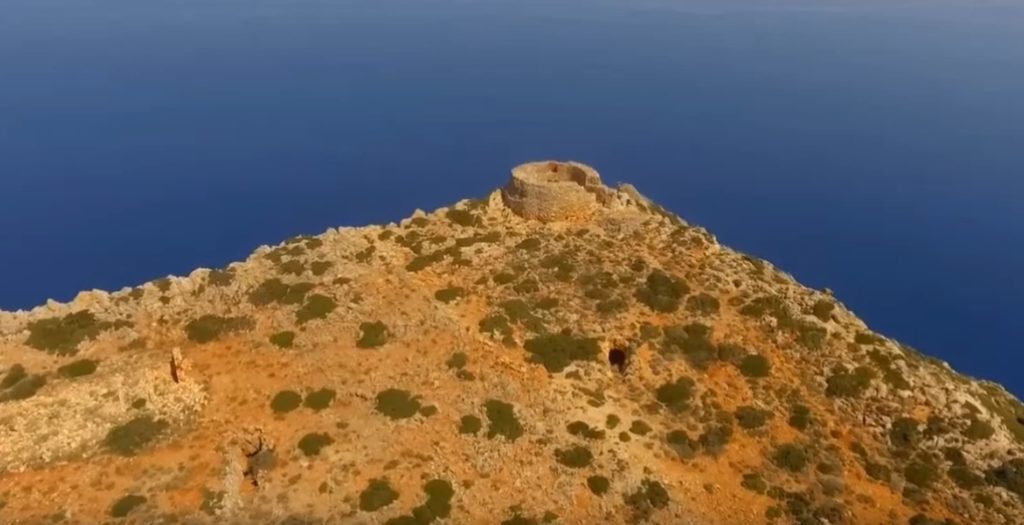 το-ακρωτήρι-στα-χανιά-που-μοιάζει-με-σπ-1176231