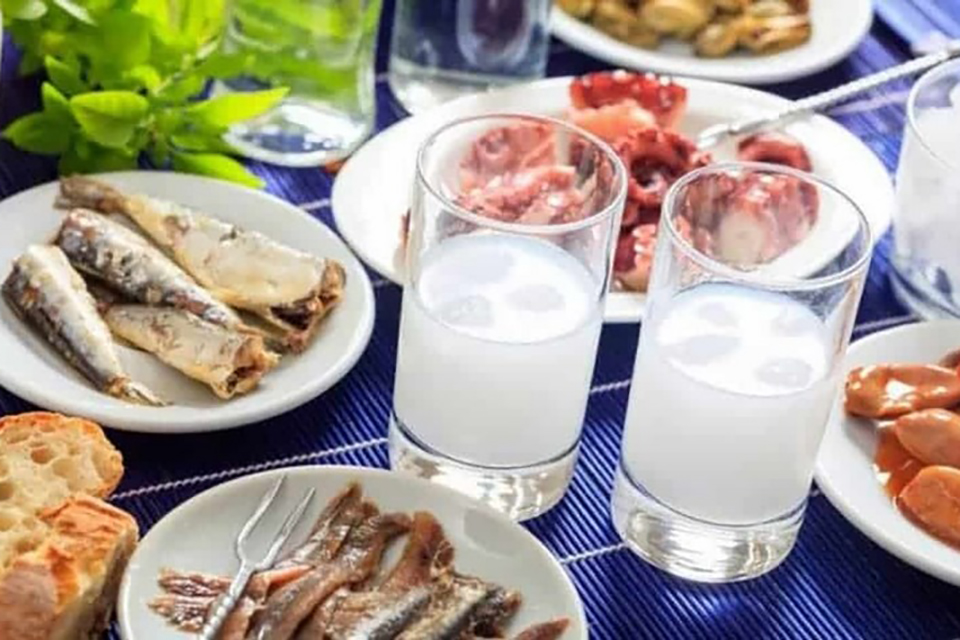 χανιά-καμπάνα-2-000e-και-κλείσιμο-για-μία-1279005