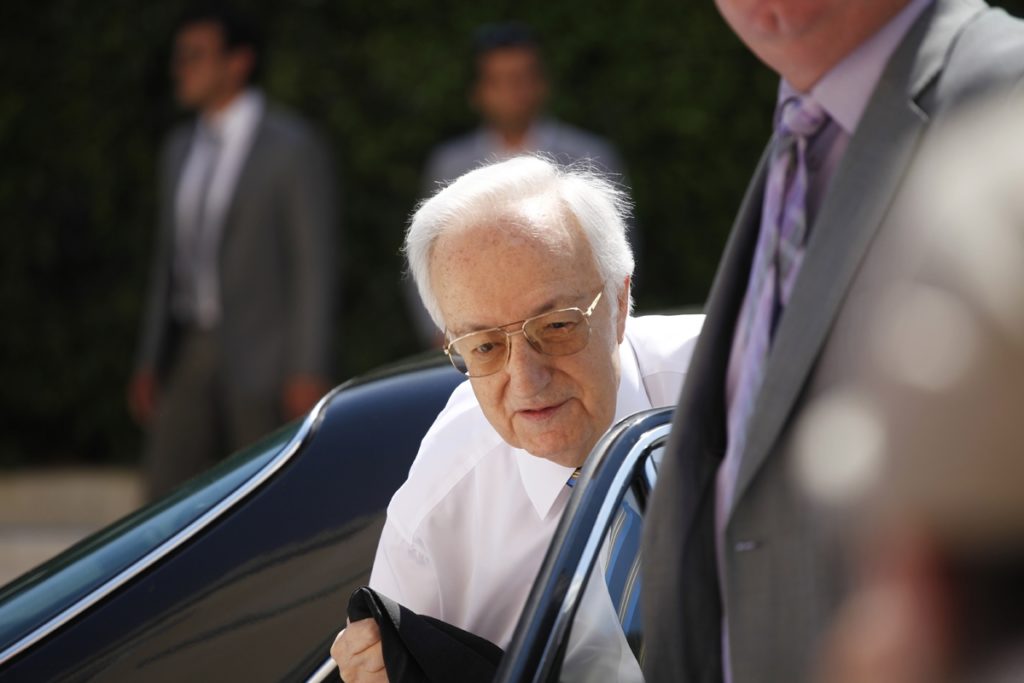 διασωληνώθηκε-ο-χρήστος-σαρτζετάκης-1331017