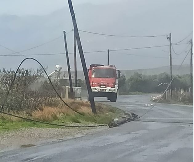 έπεσαν-κολόνες-της-δεη-στα-σφακιά-photo-1340465