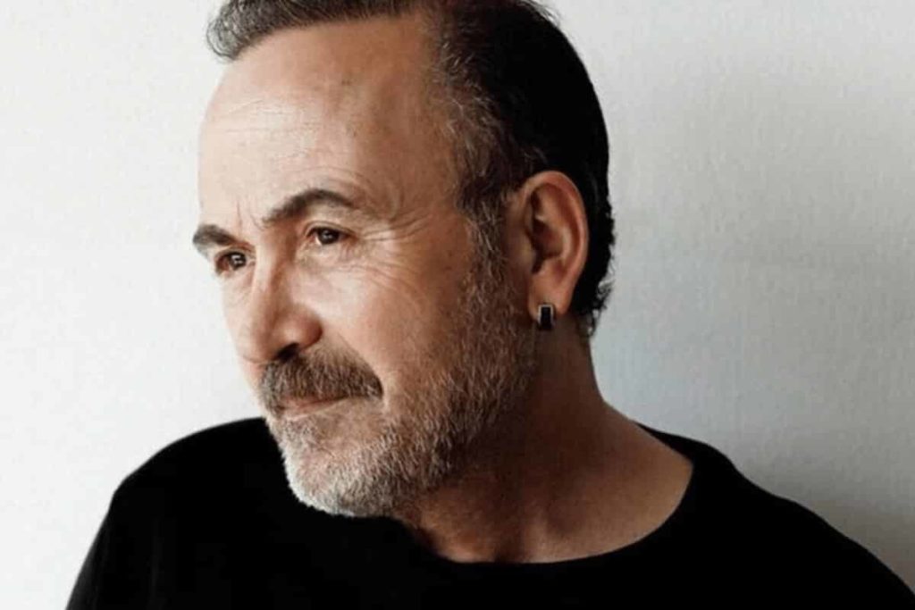 ο-σταμάτης-γονίδης-αποχώρησε-από-το-μο-1382174