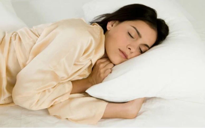 ακουστικά-η-αόρατη-πανδημία-που-χτυ-1404165