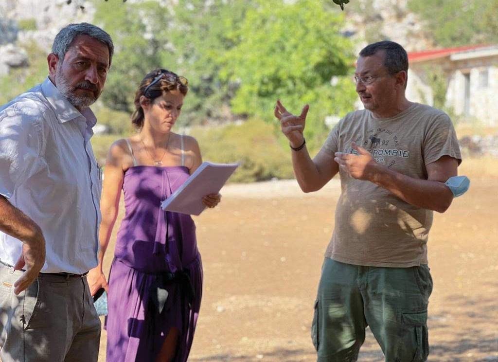 κούμοι-και-μιτάτα-ένα-ντοκιμαντέρ-γεμ-1420078