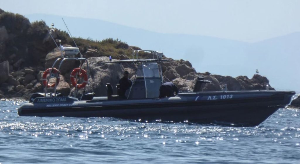 αγνοούνται-δύο-κολυμβητές-στο-σούνιο-8-1501885