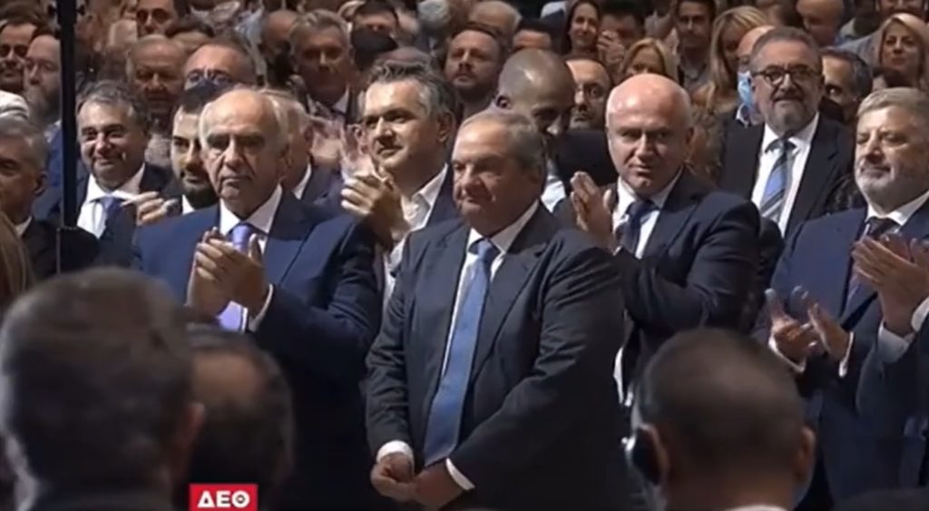 παλαμάκια-γιοκ-η-έμπρακτη-αποδοκιμ-1523237