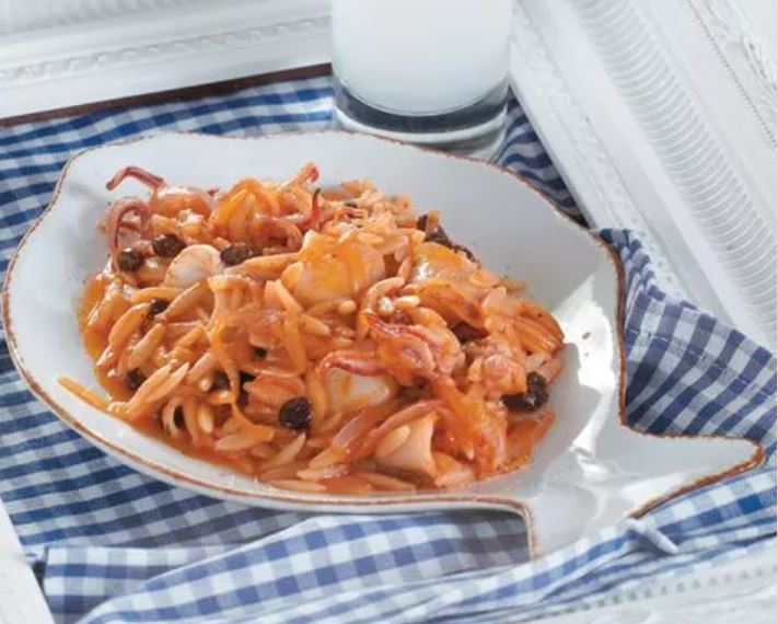 καλαμαράκια-γιουβέτσι-κοκκινιστά-1518746