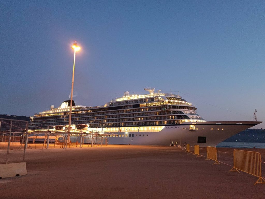 παραμονή-πρωτοχρονιάς-στα-χανιά-για-τ-1599561