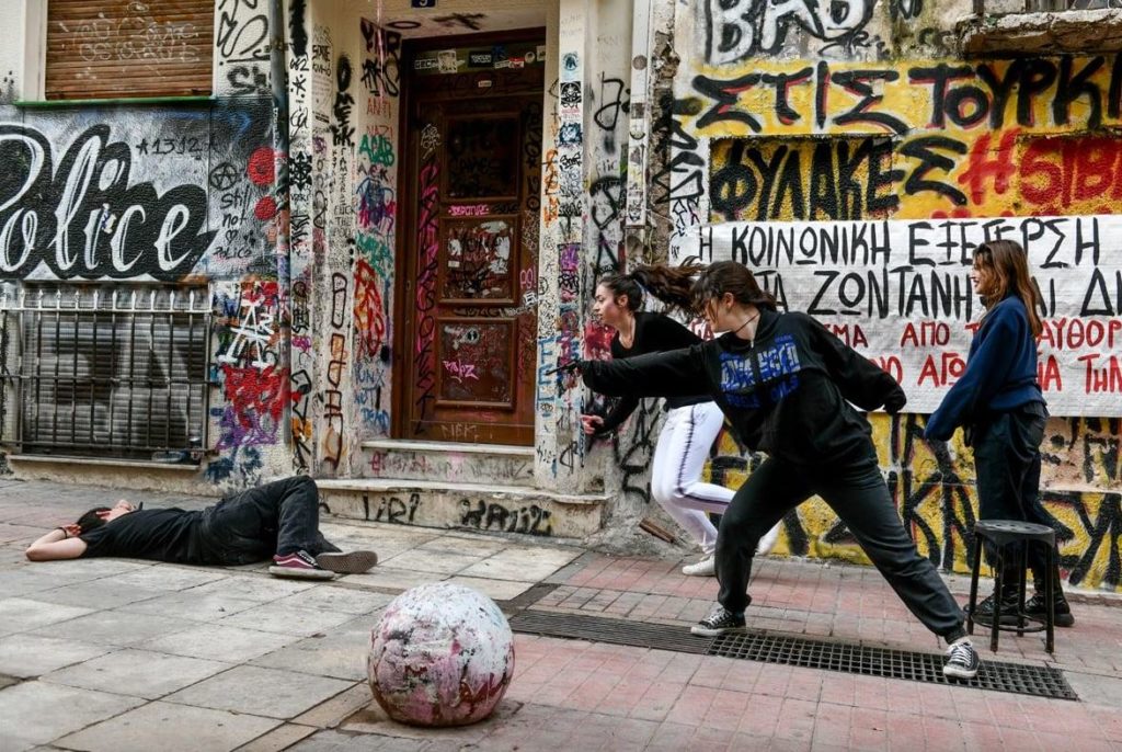 μαθητές-στα-εξάρχεια-αναπαρέστησαν-τ-1581720