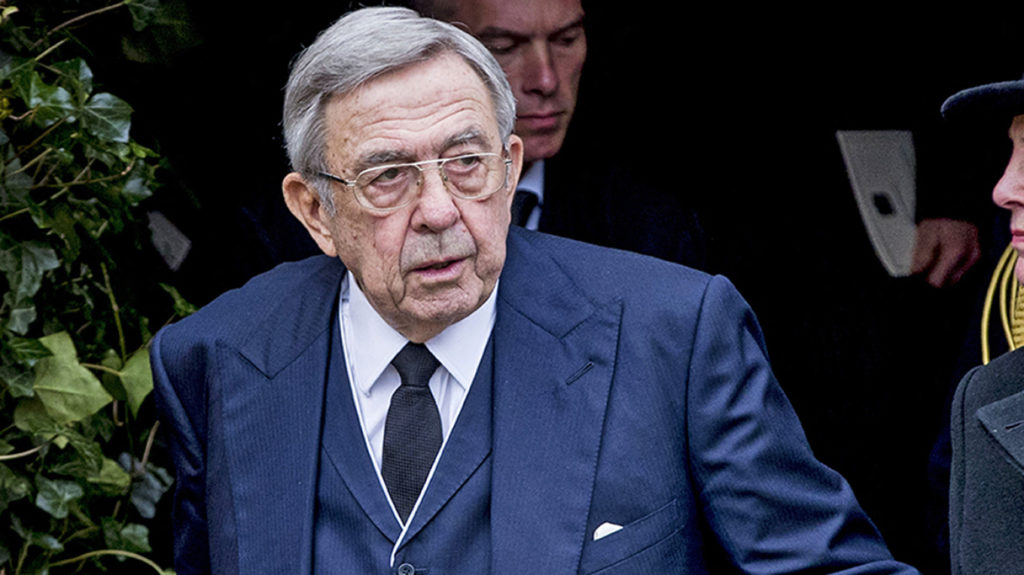 τέως-βασιλιάς-κωνσταντίνος-πυρετώδε-1607527