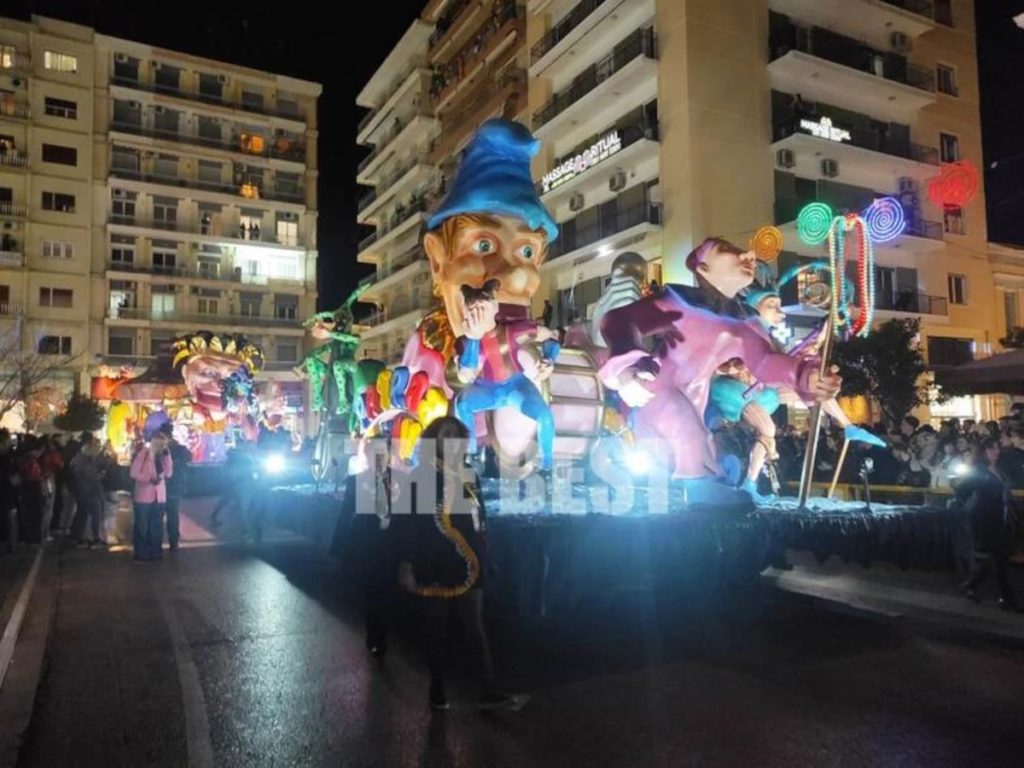 πατρινό-καρναβάλι-2023-εντυπωσιακή-η-παρ-1636702