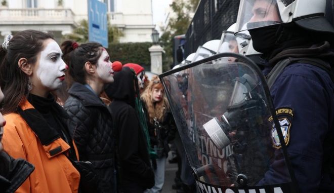 καλλιτέχνες-συνεχίζουν-τις-κινητοπο-1629718