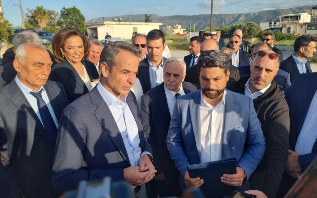 στο-στρατόπεδο-μαρκοπούλου-ο-κυριάκο-1676519