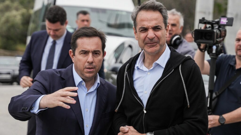 λιώνουν-οι-πάγοι-μητσοτάκη-μηταράκη-1738390