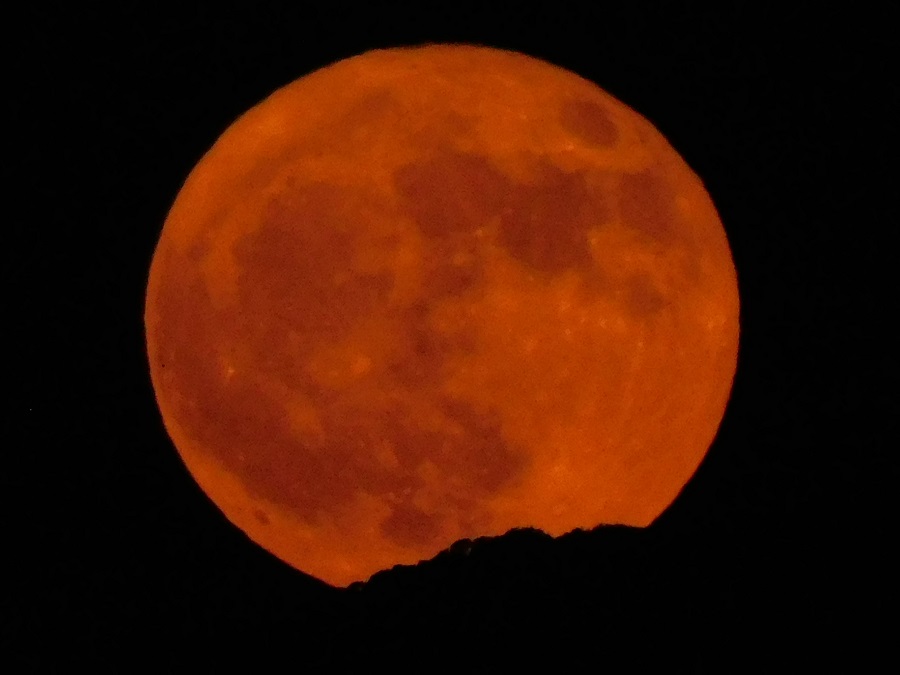 απόψε-η-υπερπανσέληνος-του-ελαφιού-δε-1724199