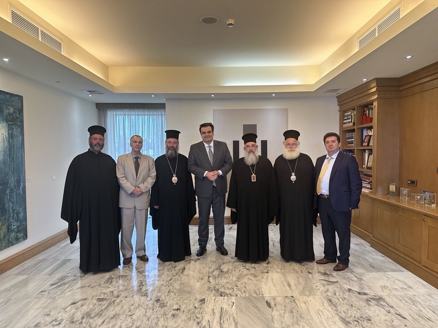 τον-κυριάκο-πιερρακάκη-συνάντησαν-στ-1728612