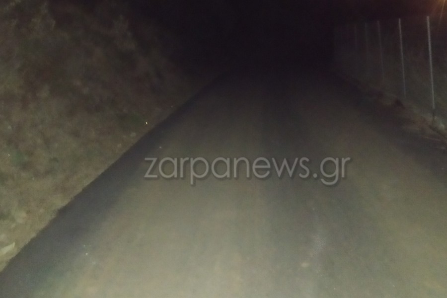 χανιά-στα-σκοτάδια-δρόμοι-στο-καλάμι-1745428