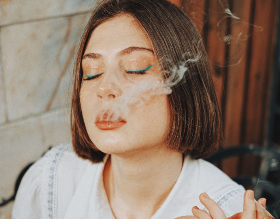 έχεις-ρυτίδες-από-το-κάπνισμα-δες-πώ-1742956