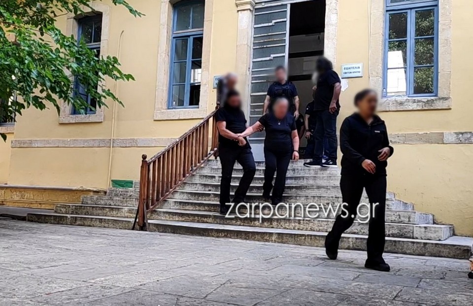 φονιάδες-κατάρες-μοιρολόι-και-κατ-1769880